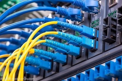 Système CATV SC/UPC SX DX Adaptateur à mode unique avec bride et perte d'insertion de 0,2 dB
