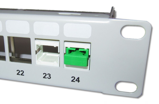 Adaptateur clé simple APC SC avec épreuve de charge de la bride ≥ 70 N Température de stockage de 40°C à 85°C