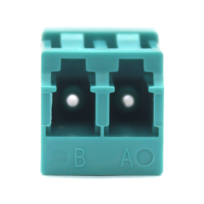 Adaptateur à fibre optique multimode duplex OM3 de type LC bas pour test de charge ≥ 70 N Perte d'insertion 0,2 dB