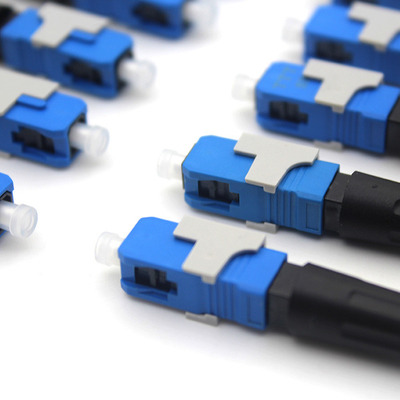 Connecteur rapide optique pour connexions FTTx sans couture