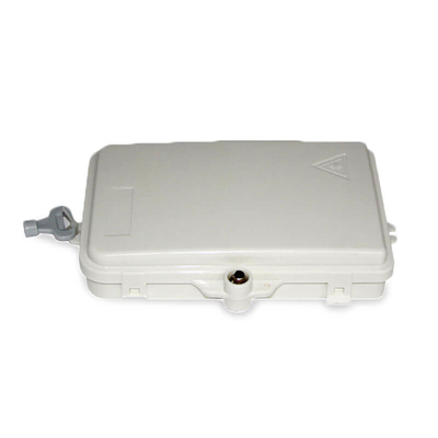 IP55 Boîte de distribution en fibre optique imperméable à l'eau pour réseau FTTx extérieur avec des caractéristiques de serrage et de fixation