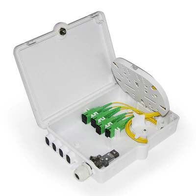 Boîte de distribution de fibres optiques FTTH 8 cœurs avec adaptateurs et coussinets optionnels pour montage mural ou à poteau