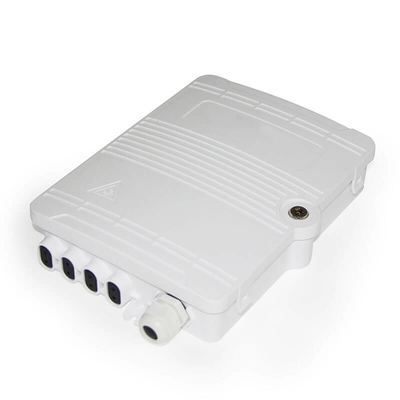 Boîte de distribution de fibres optiques FTTH 8 cœurs avec adaptateurs et coussinets optionnels pour montage mural ou à poteau