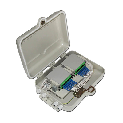 Boîte de distribution en fibre optique étanche SMC 32 cœurs pour une utilisation en extérieur