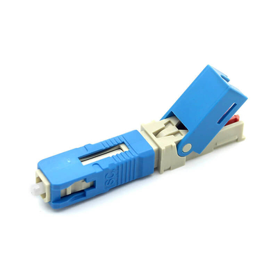 Connecteurs rapides à fibre optique FTTH avec câble à capuche de 2,0 mm x 3,0 mm