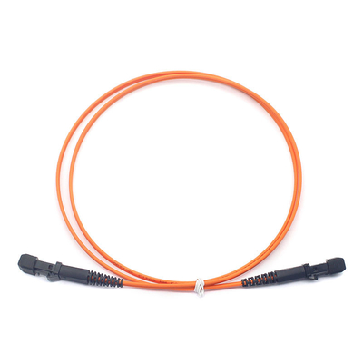OM1 MM câble à fibre optique pour la transmission de données à courte distance dans les réseaux industriels