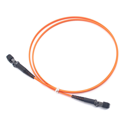 OM1 MM câble à fibre optique pour la transmission de données à courte distance dans les réseaux industriels