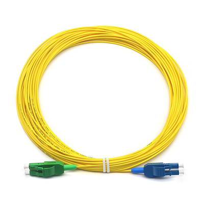 Cordes polyvalentes à fibre optique de LC APC à LC UPC SM Uniboot G652D pour la transmission de données à grande vitesse