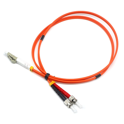 OM1 Cordon de patch en fibre optique FTTH certifié CE APC en mode unique