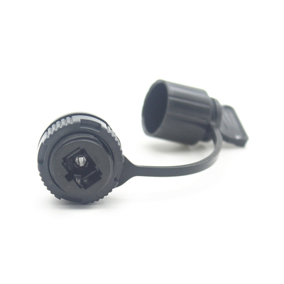 Adaptateur durci mini-SC pour câblage préconnecté FTTX extérieur