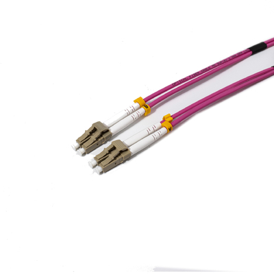 Cordon de patch multimode en fibre optique duplex à l'intérieur de la LC PC de 3,0 mm