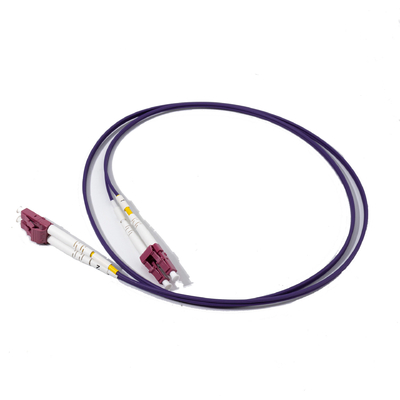 Pourpre LC UPC à LC UPC Duplex Patch Cord Fibre optique MM, OM4, 3,0 mm