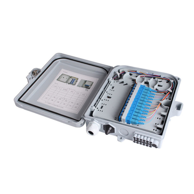 Boîte de distribution en fibre optique FTTH à 12 cœurs pour montage murale extérieur