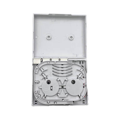 Boîte terminale FTTH à 4 ports blanche avec adaptateur SC LC