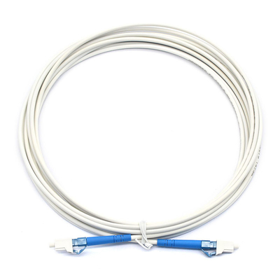 Les câbles jumpeurs en fibre de télécommunication blanche sont certifiés CE