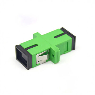 Adaptateur Fibre Optique Simplex SC APC avec Bride - Perte d'insertion 0,2 dB, Durabilité 500 cycles, Manchon en Zircone